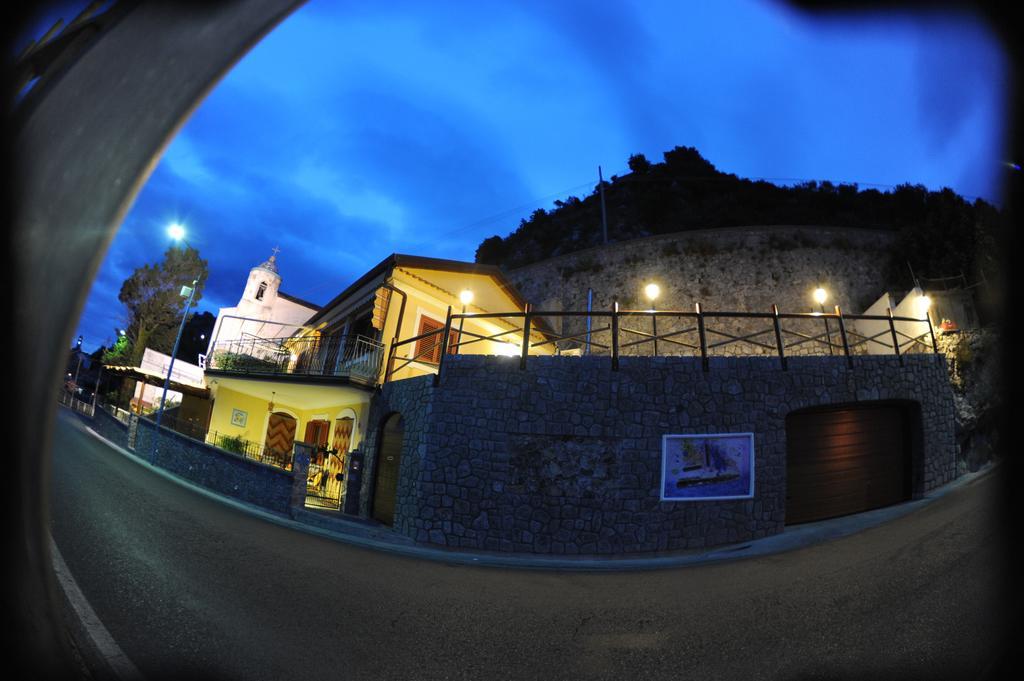 Bed and Breakfast La Mela Blu Фуроре Экстерьер фото