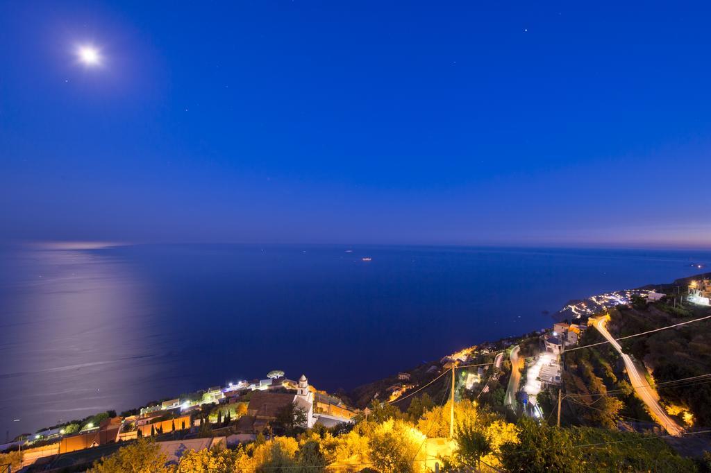 Bed and Breakfast La Mela Blu Фуроре Экстерьер фото